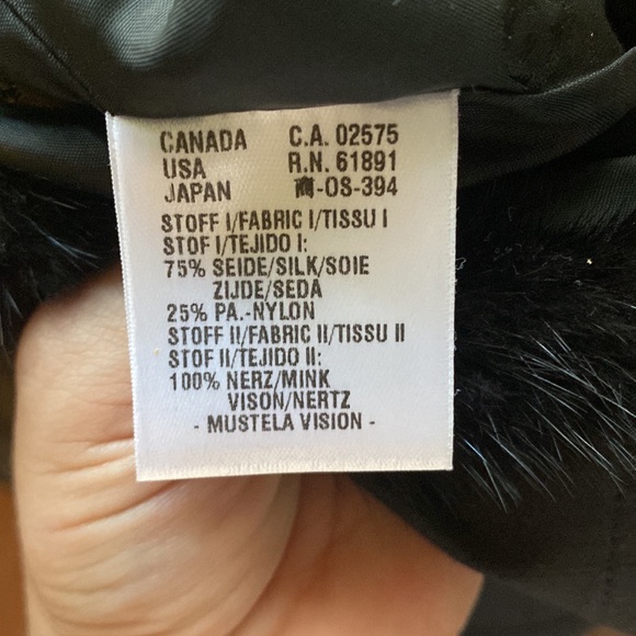 Vintage Designer ESCADA Silk and Fur Suit - Picture 4 of 5